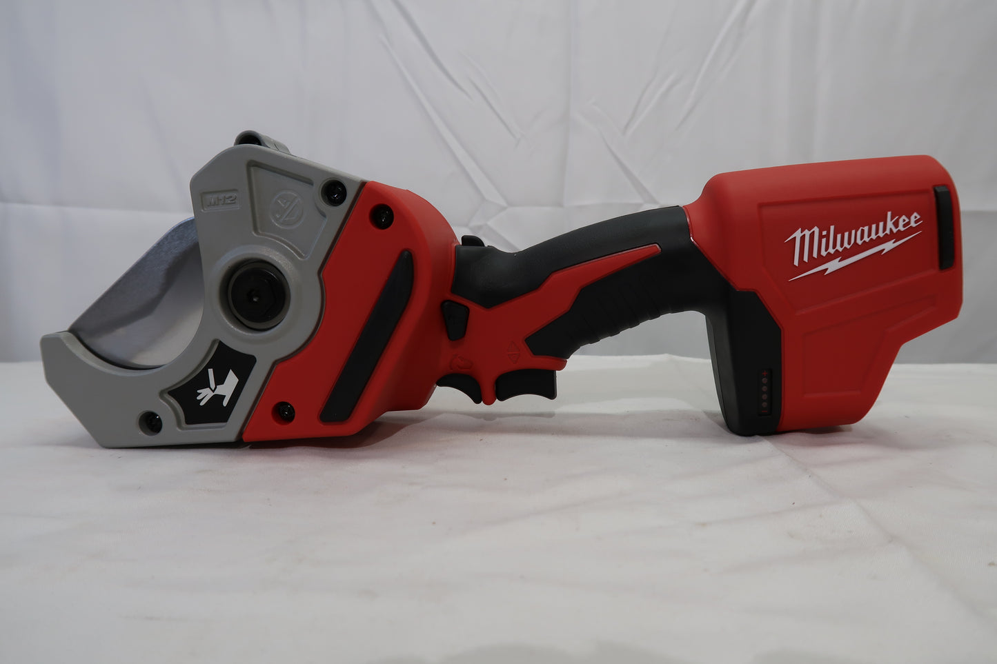 Milwaukee M12 2470-20 Plastic Pipe Shear