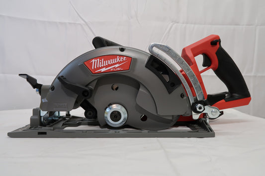 Milwaukee 2830-20 M18 FUEL  7 1/4" Rear Handle Circular Saw