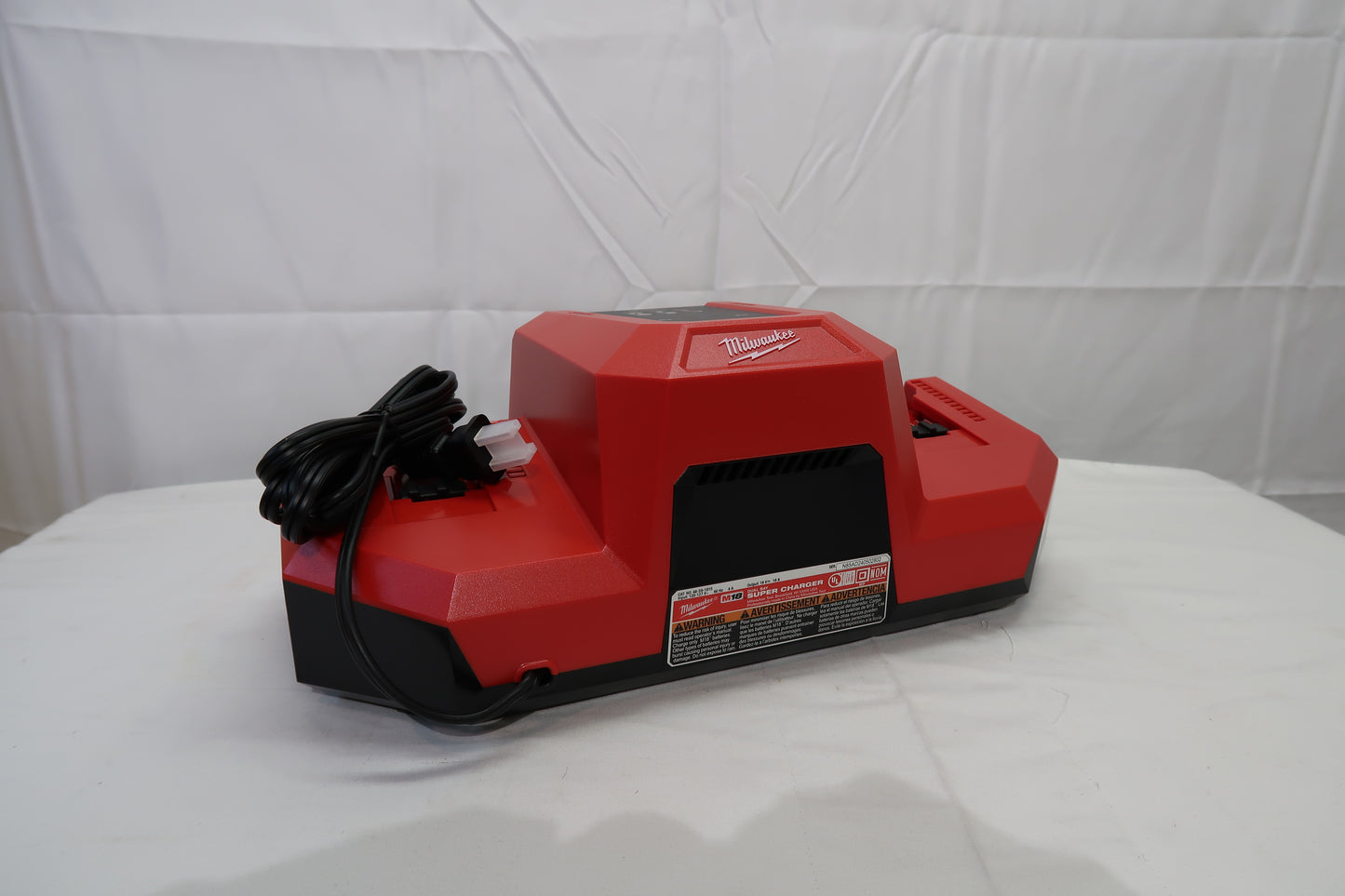 Milwaukee 48-59-1815 M18 SUPERCHARGER Dual-Bay Charger