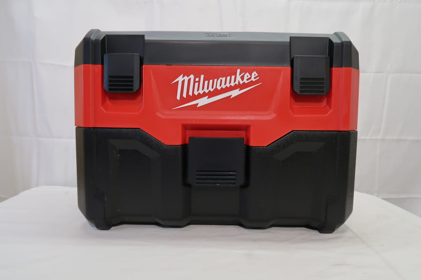 Milwaukee 0880-20 M18 2 gallon Wet/Dry Vacuum