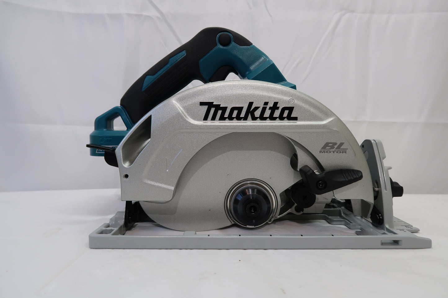 Makita XSH06Z LXT 36v Brushless 7-1/4" Circular Saw