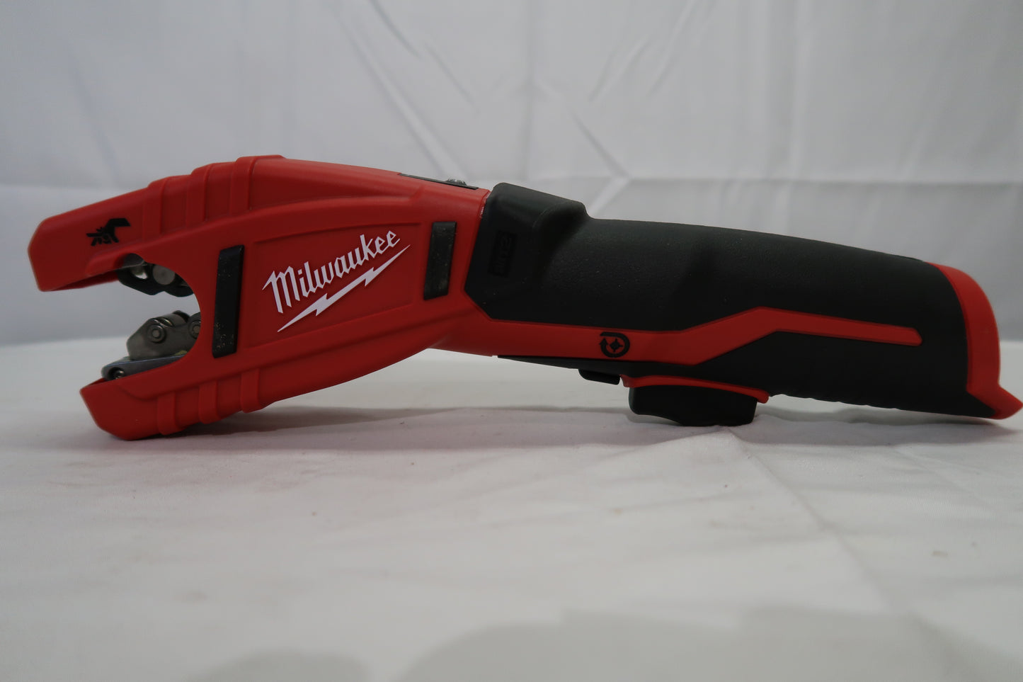 Milwaukee M12 2471-20 Copper Tubing Cutter