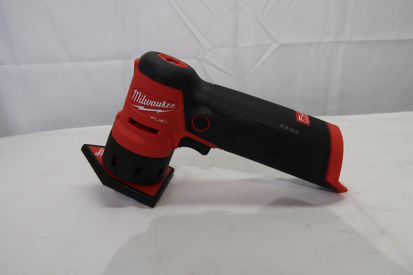 Milwaukee M12 2531-20 Orbital Detail Sander