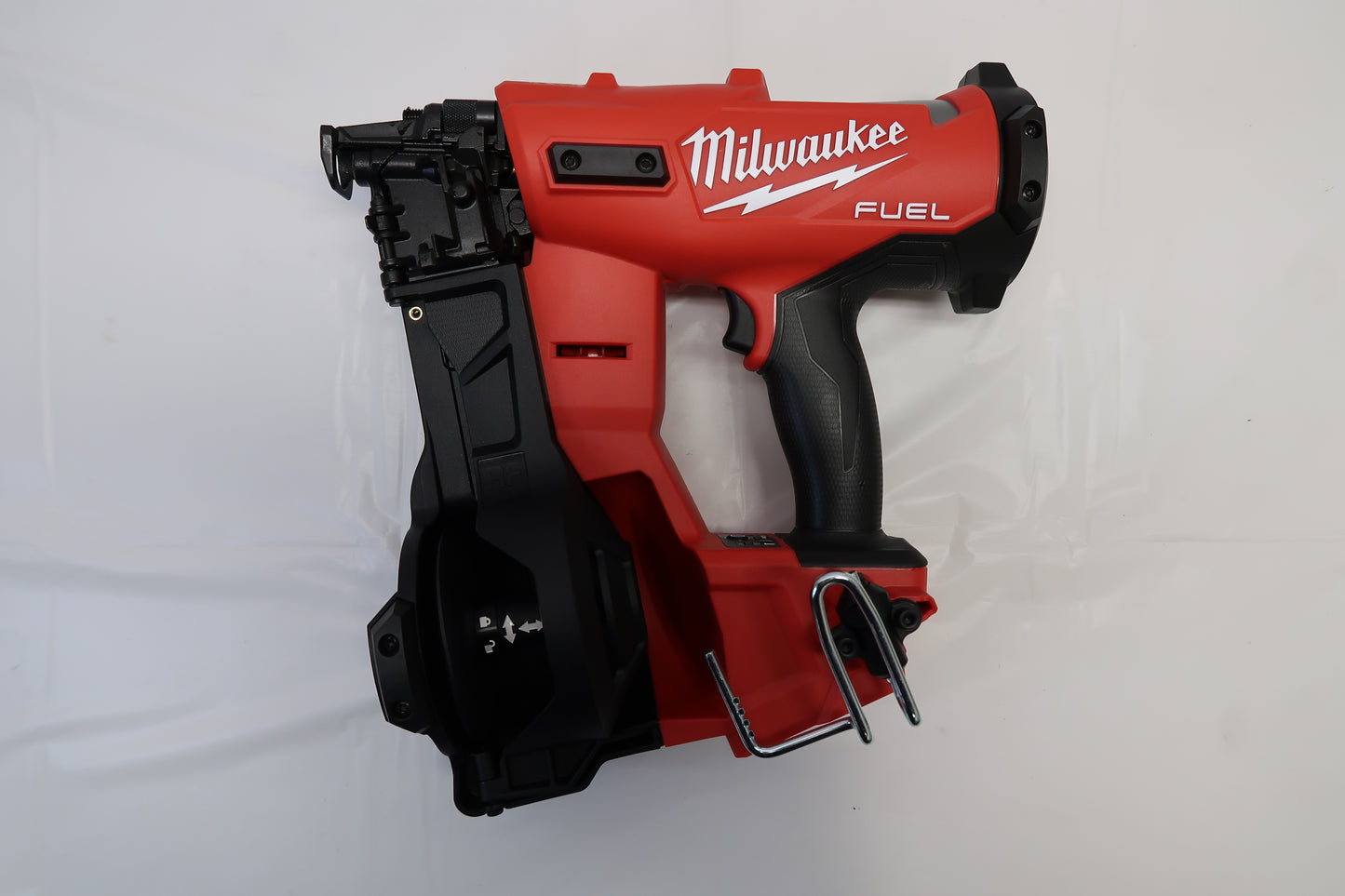Milwaukee 2909-20 M18 FUEL 15 Degree Roofing Nailer