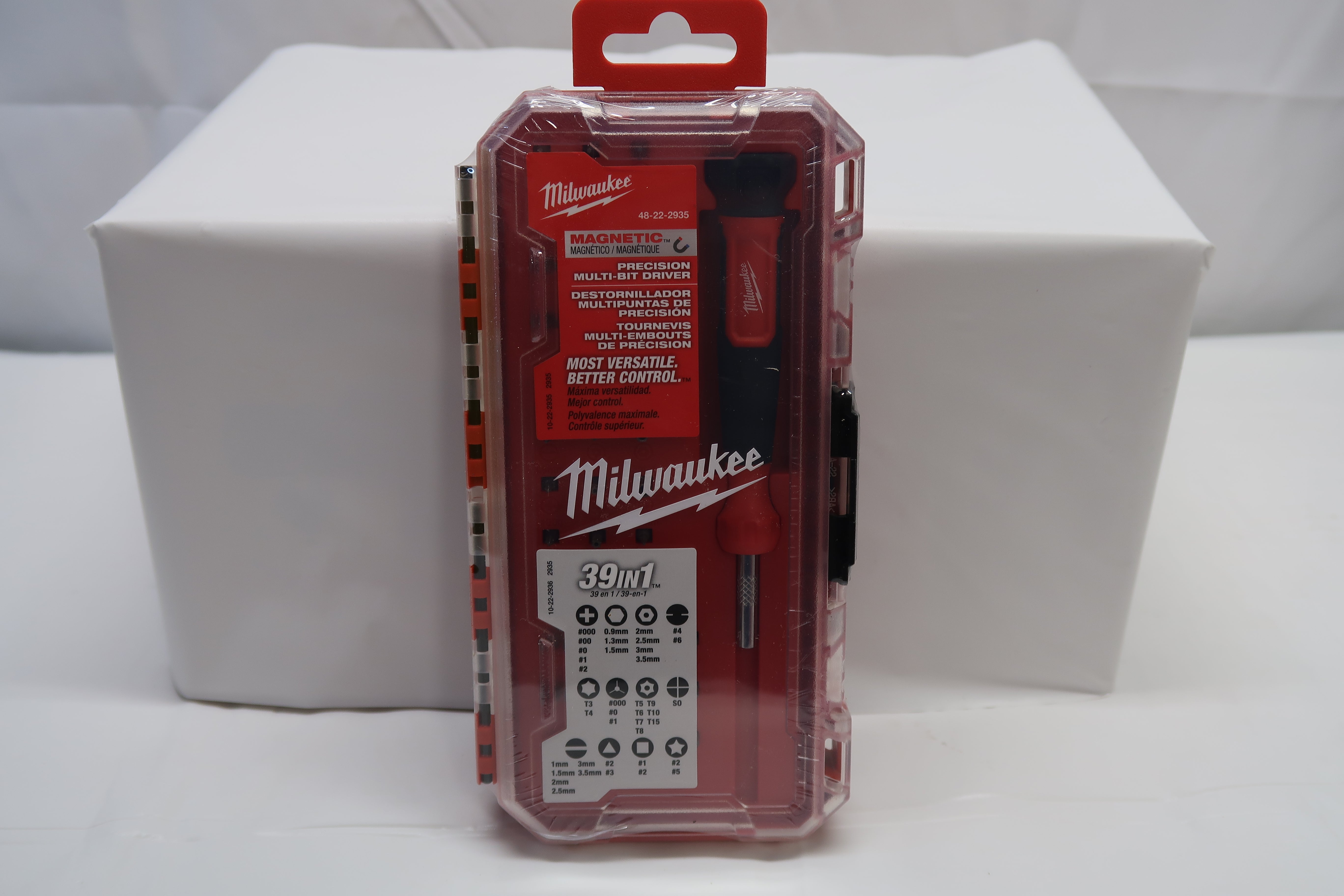 Milwaukee 48-22-2935 39 in 1 Precision Multi-Bit Screwdriver