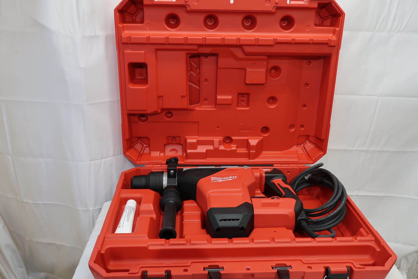 Milwaukee 5546-21  1 3/4" Corded SDS Max Rotary Hammer