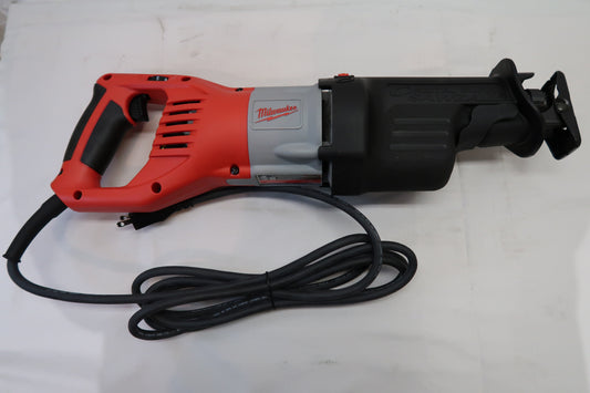 Milwaukee 6538-21 SUPER SAWZALL Corded Reciprocating Saw Kit