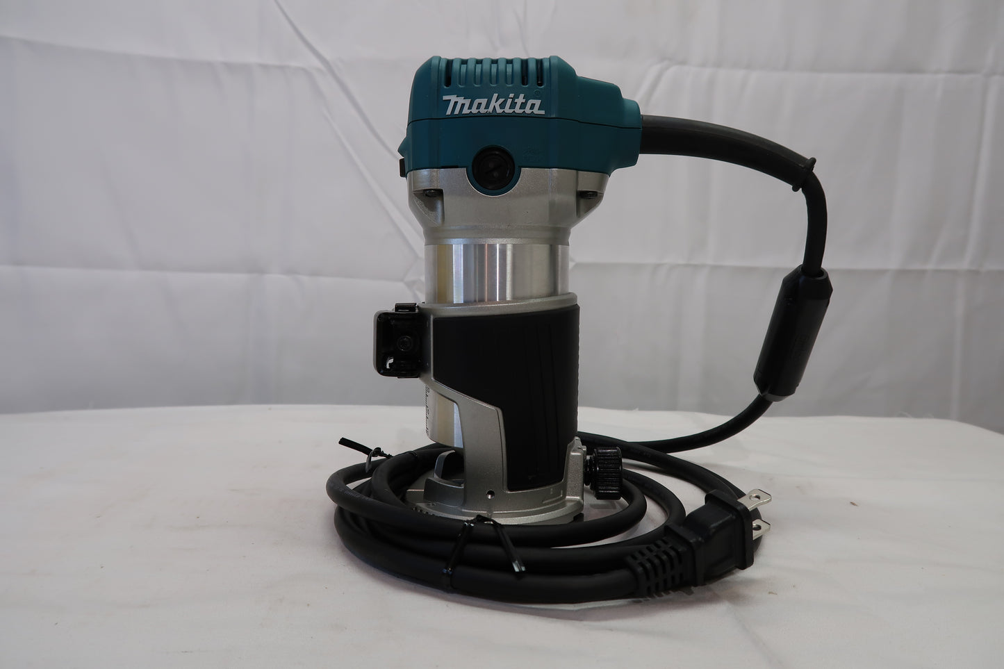 Makita RT0701C 1-1/4 HP Compact Router