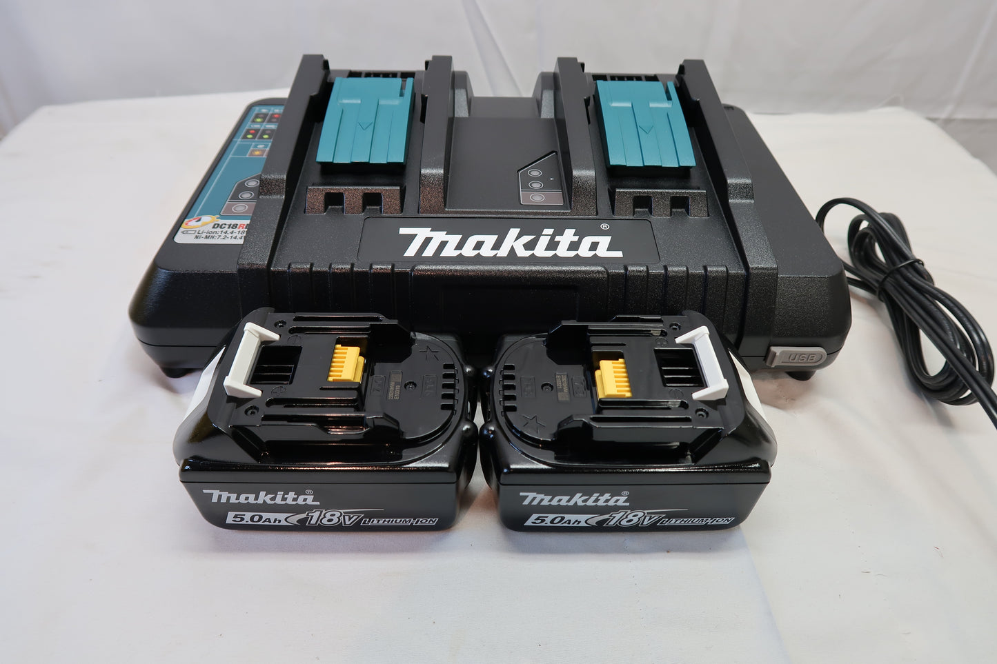 Makita XSR01PT Cordless Rear-Handle 7 1/4" Circular Saw Kit